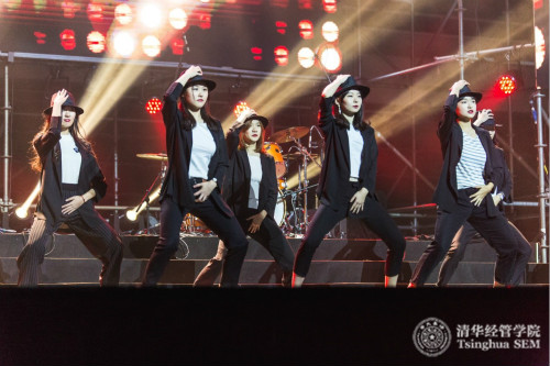 1514339958356038330.jpg 舞蹈《Graduation Drama》_meitu_10.jpg