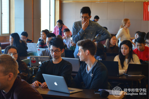 1 本科交换生选课现场_meitu_6.jpg