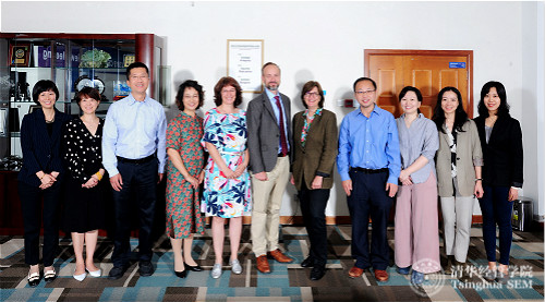 1571125766463010545.jpg 合影2_meitu_4.jpg