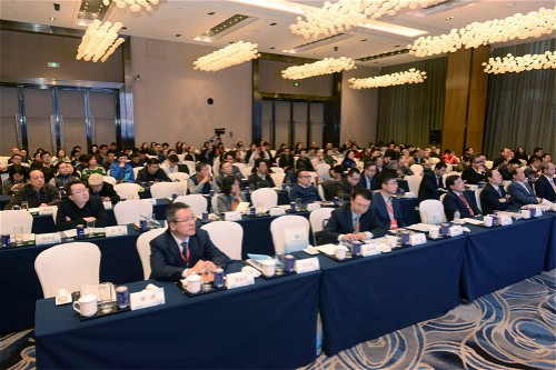 1515033586324090255.jpg 会议现场_meitu_2.jpg